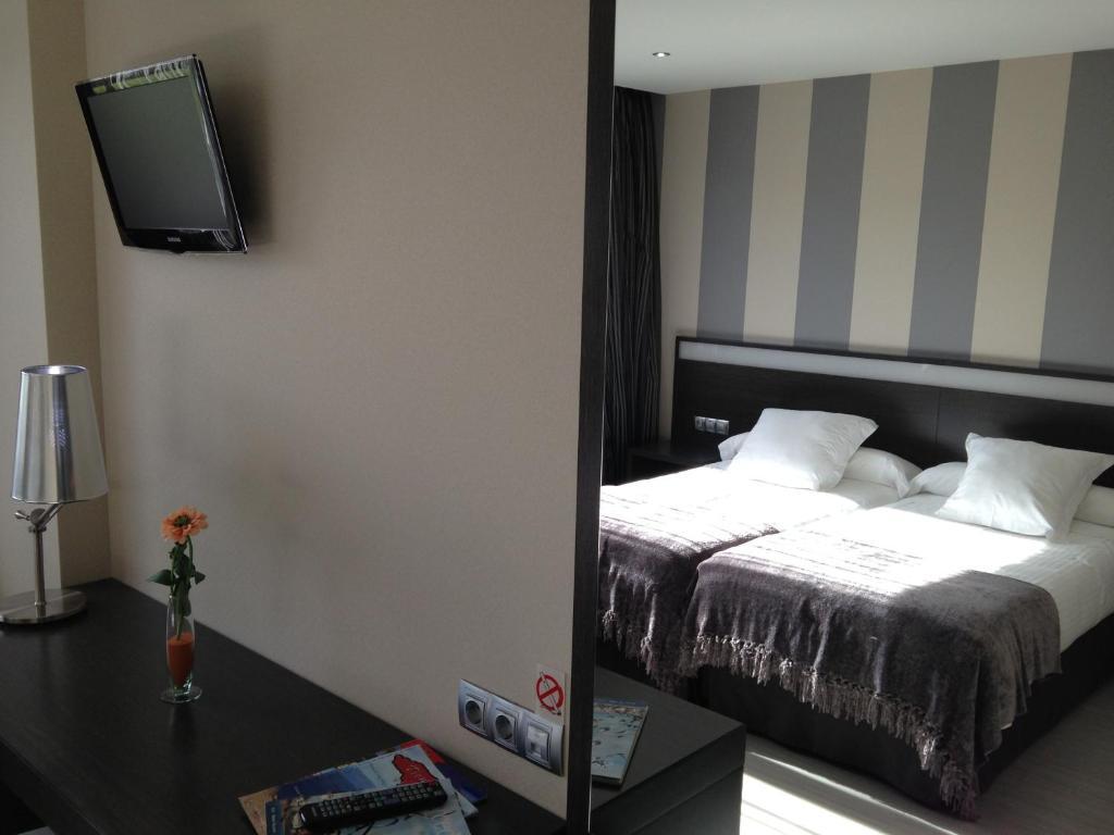 Hotel Adelma Hoznayo Ruang foto