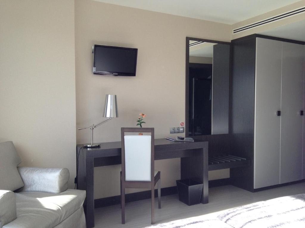 Hotel Adelma Hoznayo Ruang foto